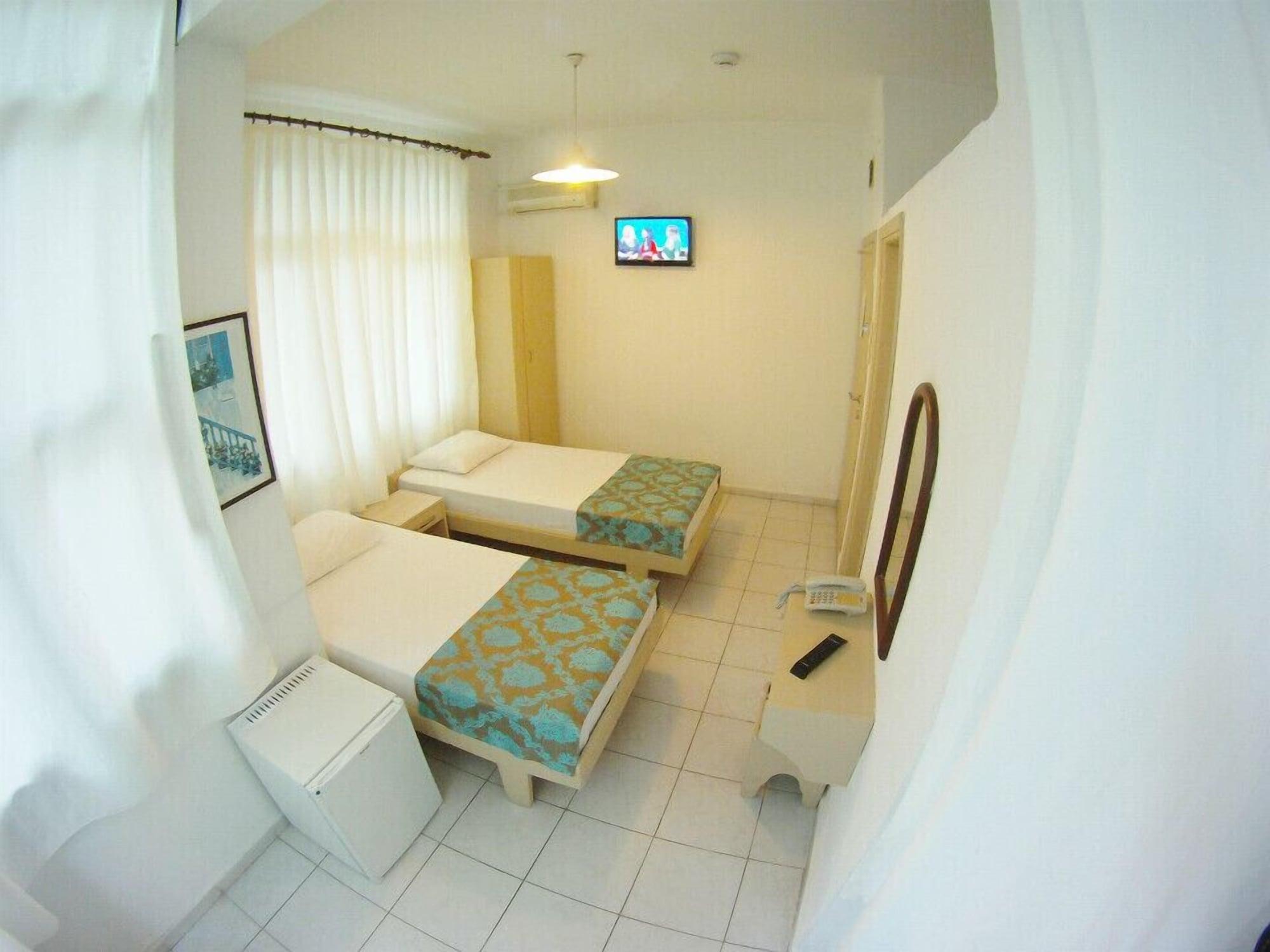 Kleopatra Carina Hotel อลันยา ภายนอก รูปภาพ