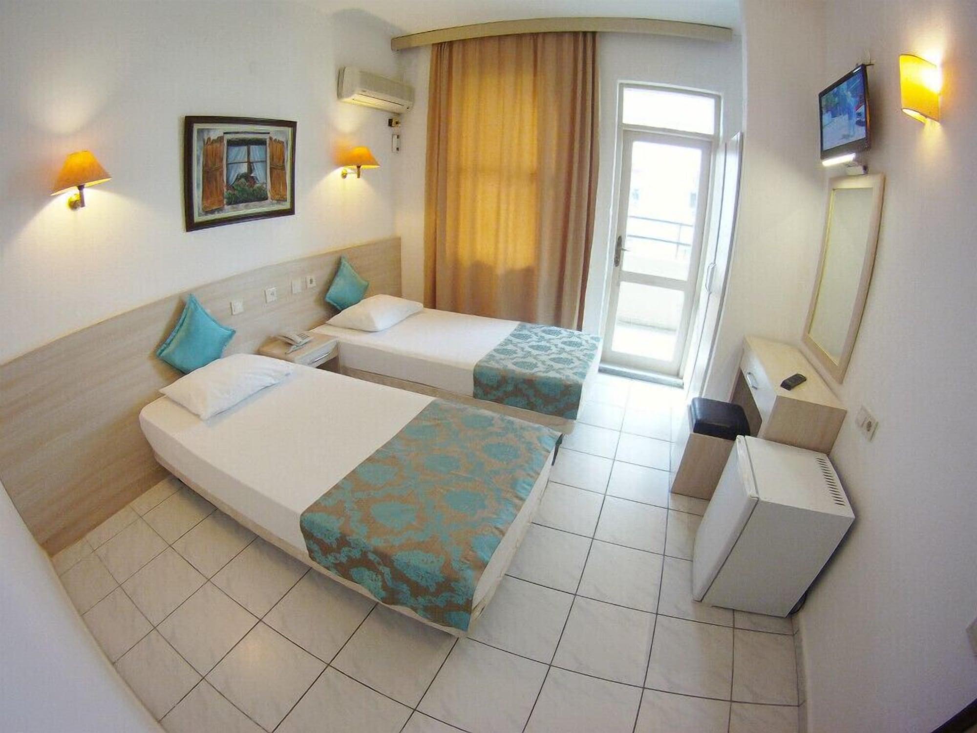 Kleopatra Carina Hotel อลันยา ภายนอก รูปภาพ