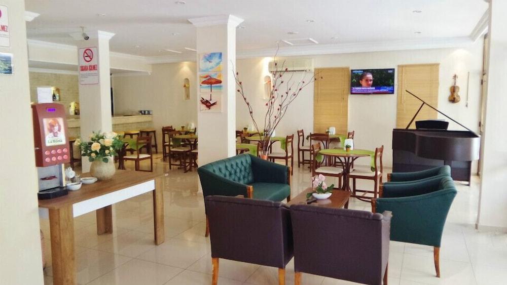 Kleopatra Carina Hotel อลันยา ภายนอก รูปภาพ