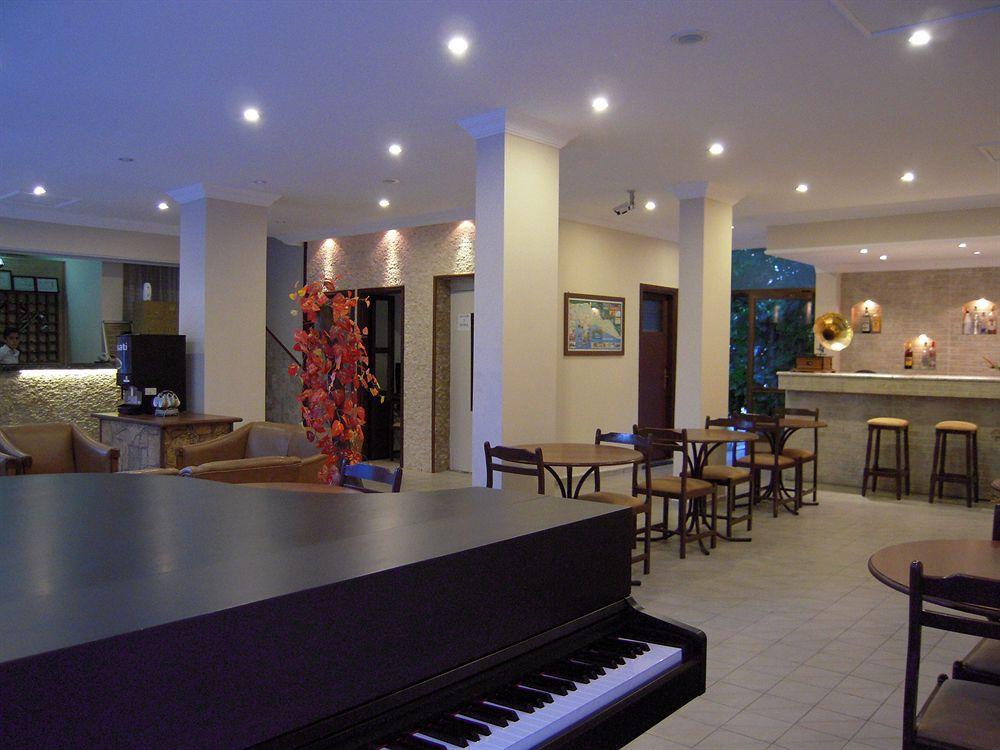 Kleopatra Carina Hotel อลันยา ภายนอก รูปภาพ